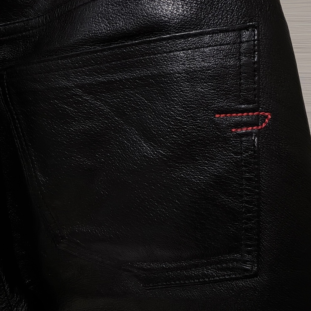 Diesel Men's Sleek Black Vintage Leather Pants size 29 - Picture 5 of 6